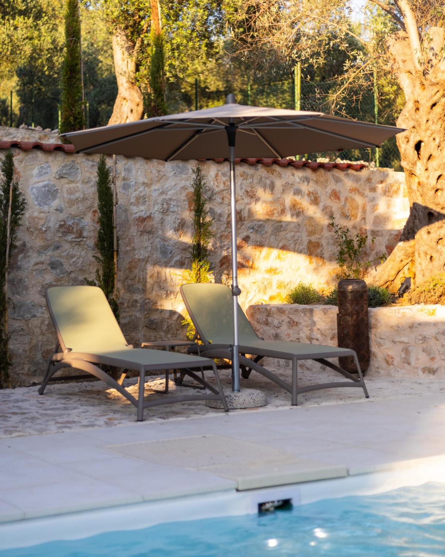 Hotel Mashtra - The Olive House à Ulcinj Extérieur photo