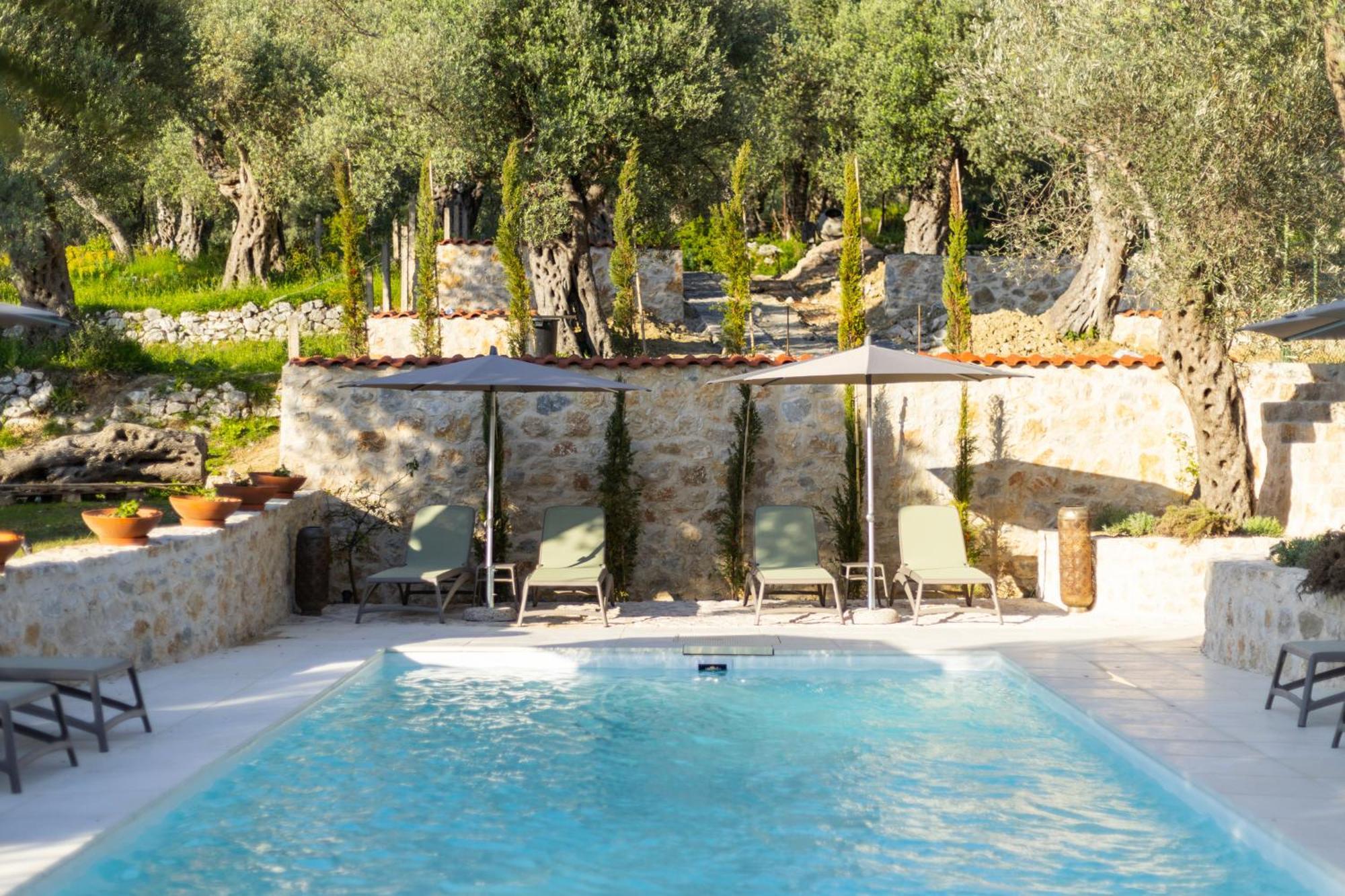 Hotel Mashtra - The Olive House à Ulcinj Extérieur photo