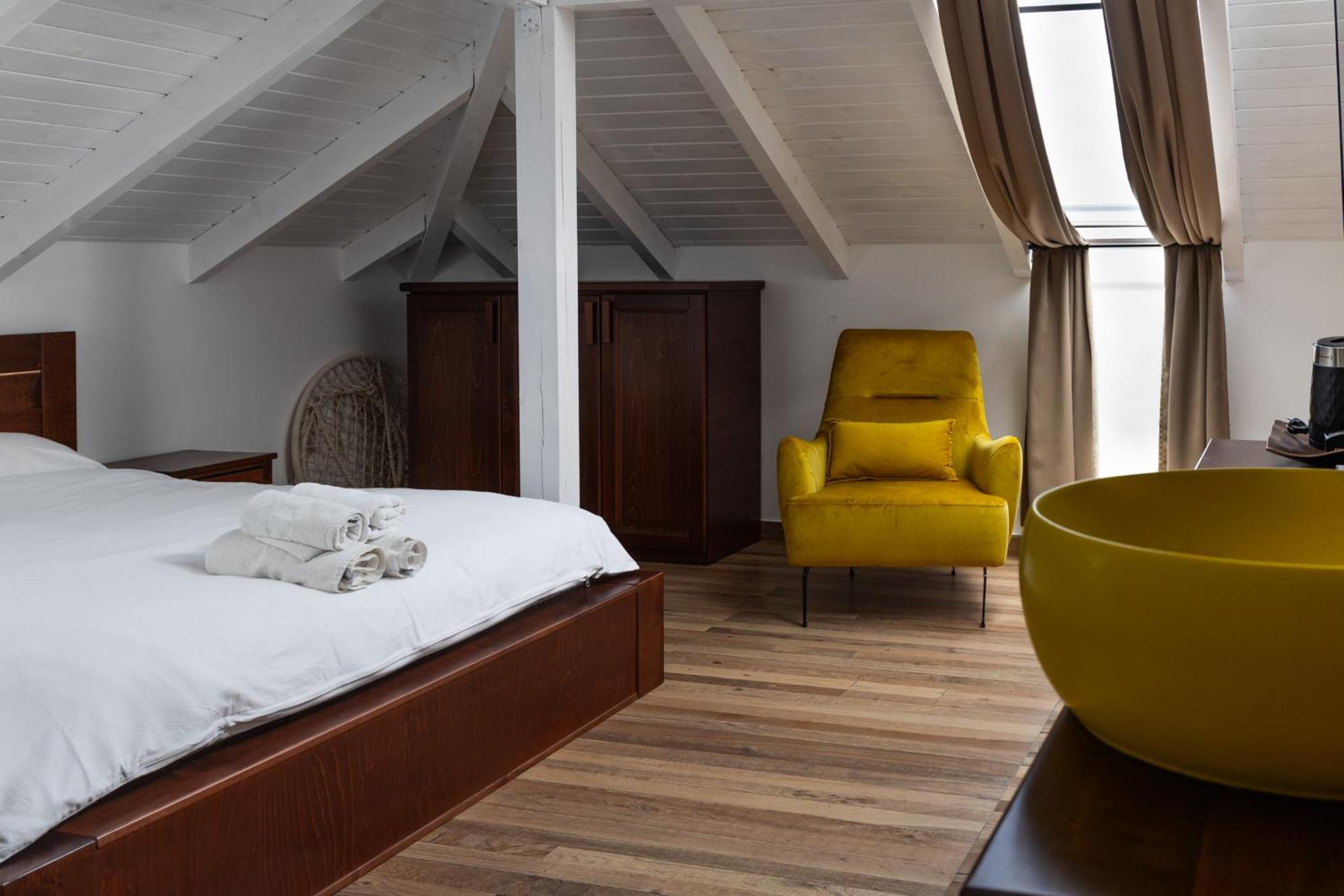 Hotel Mashtra - The Olive House à Ulcinj Extérieur photo